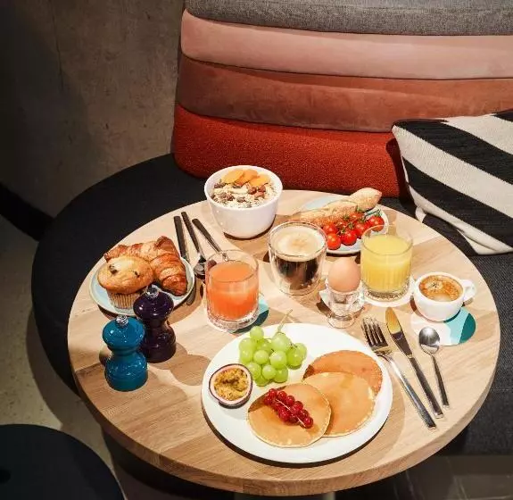 ホテル Tribe Paris Saint Ouen