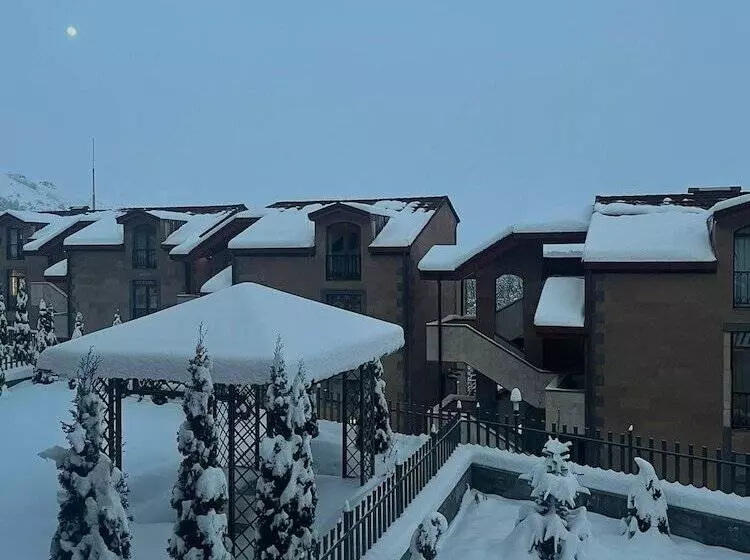 Marrone Hotel Tsaghkadzor