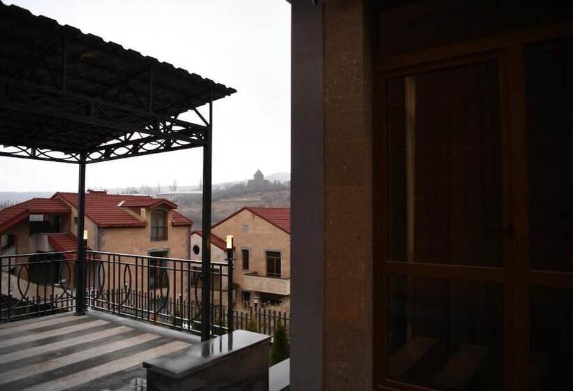 Marrone Hotel Tsaghkadzor