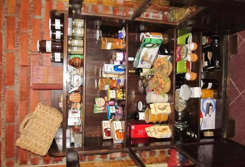 ペンション Ecohostal Huellas Del Bosque