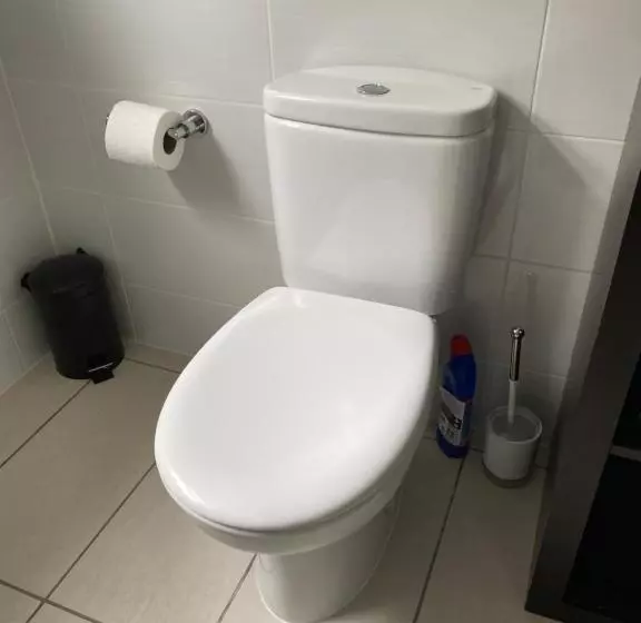 Majatalo Hansom House