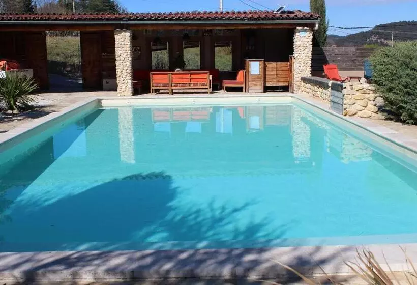 ペンション Le Lit Qui Danse