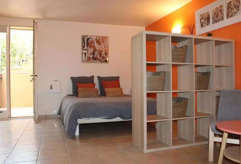 ペンション Le Lit Qui Danse