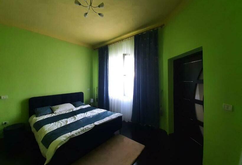 膳宿费 White House