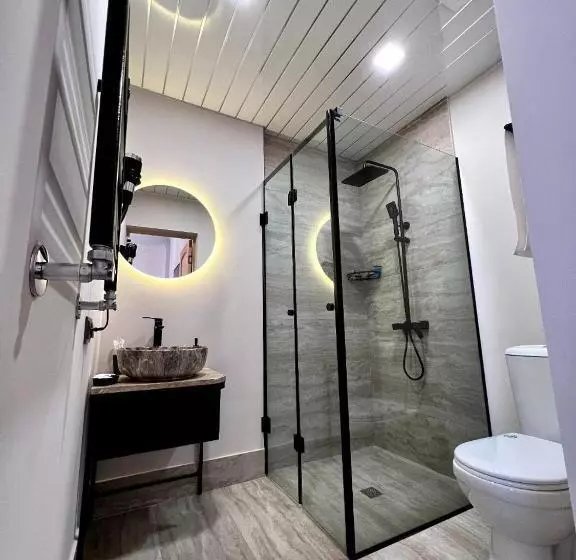 Sargsyan Eco House