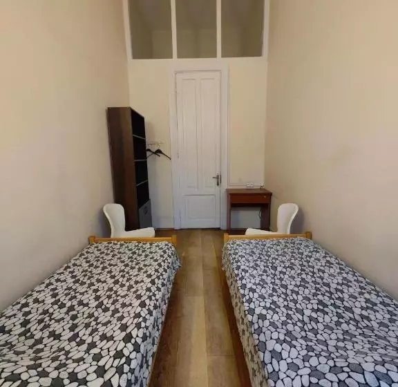 Lucky Hostel