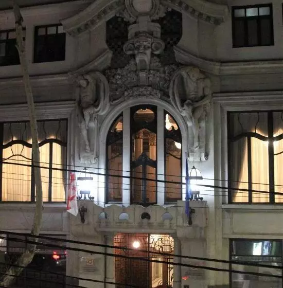 Lucky Hostel