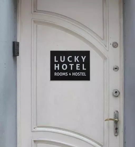 Lucky Hostel