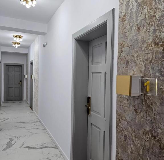 تختخواب و صبحانه Colț De Rai Reşița