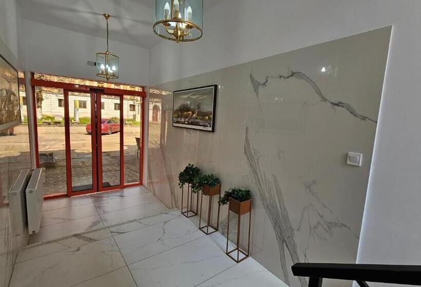 تختخواب و صبحانه Colț De Rai Reşița