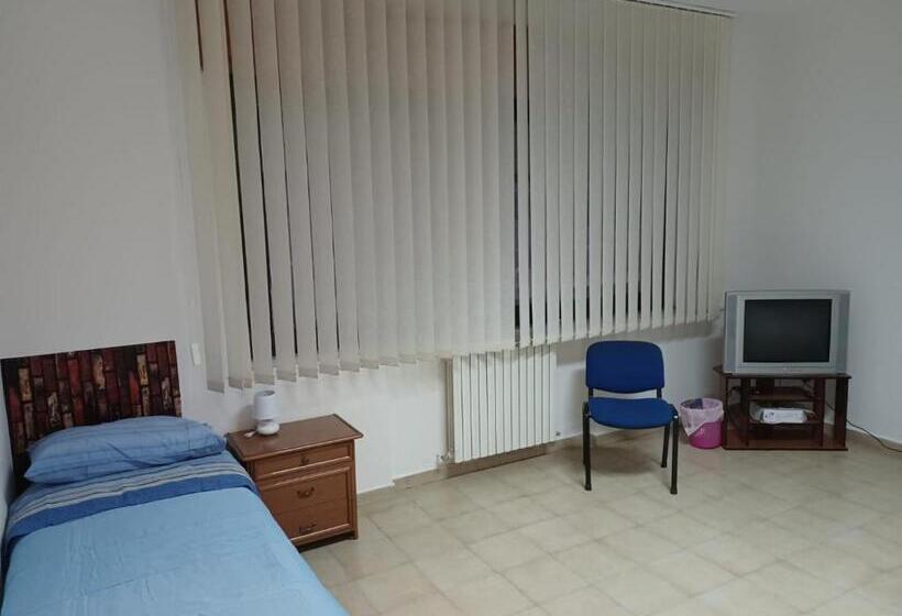 مبيت وإفطار Giovanna 199