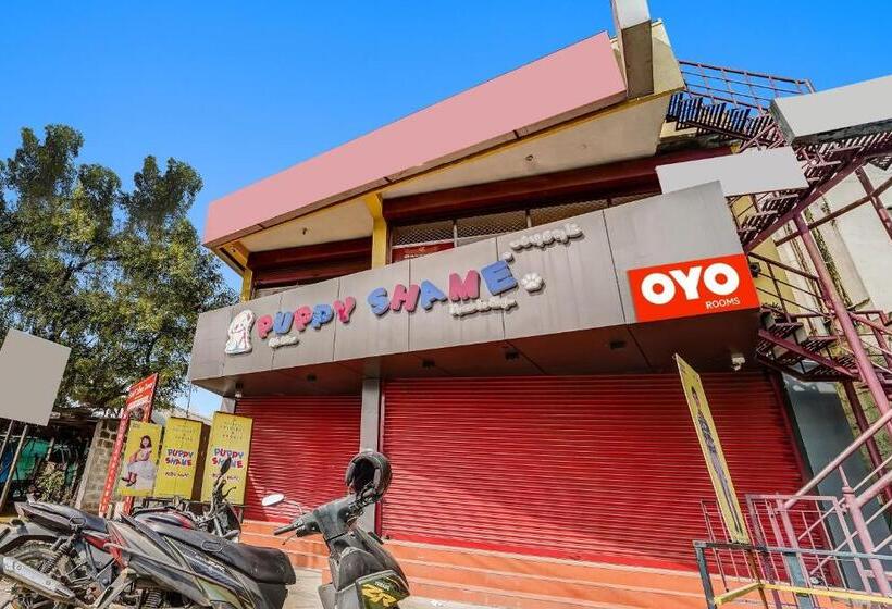 Flagship Hotel Crown Tower