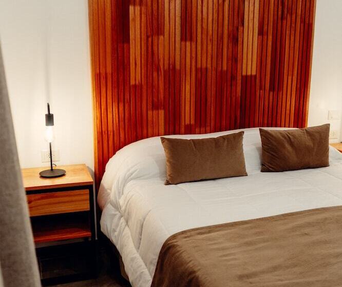 هتل Destino Calafate