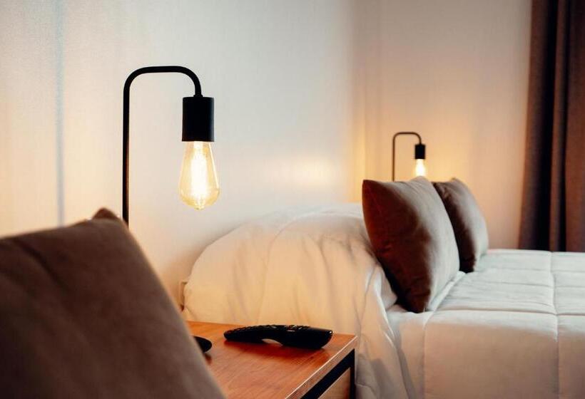 هتل Destino Calafate