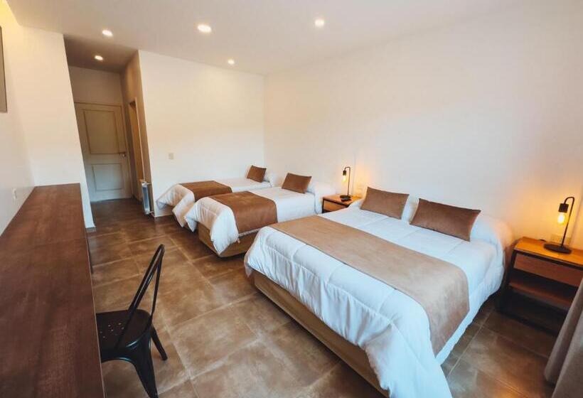 هتل Destino Calafate