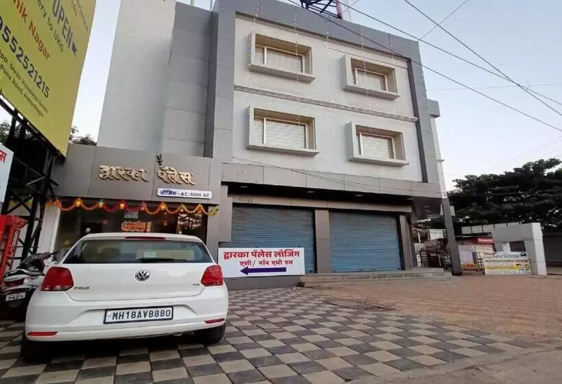 Hotelli Dwarka Palace