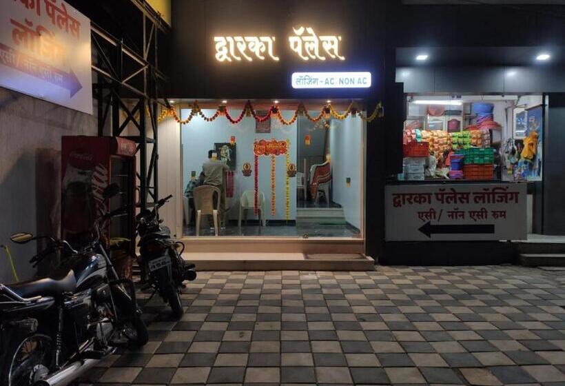 Hotelli Dwarka Palace