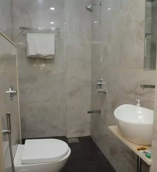 Hotelli Dwarka Palace