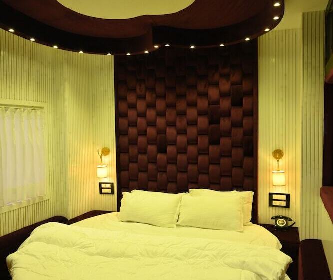 Hotel Ebowla Residency