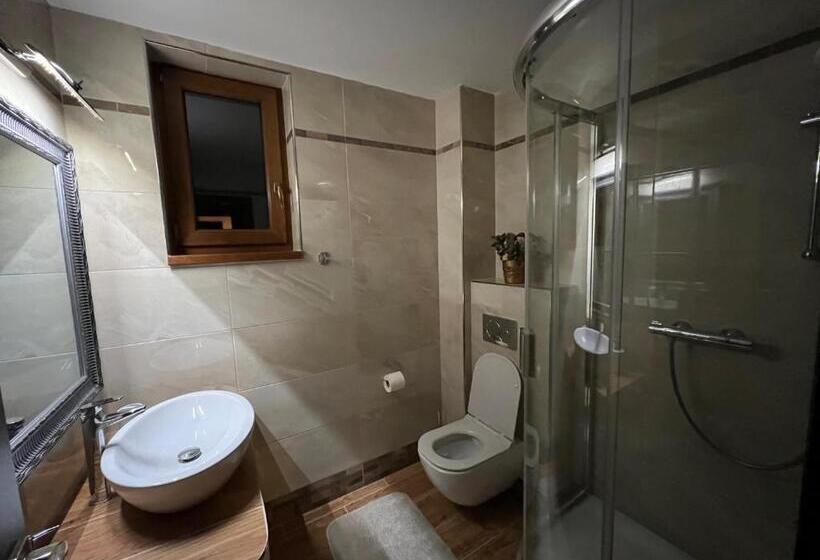 酒店 Galeria Pezinska Baba