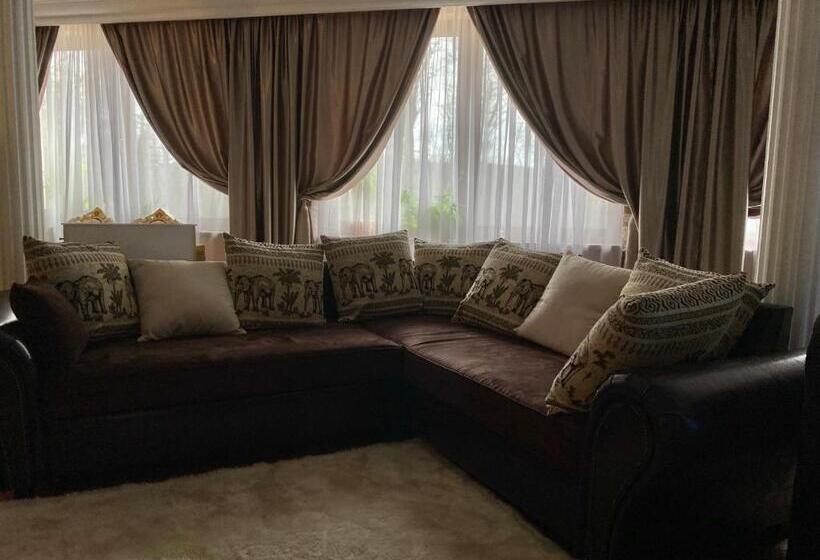 酒店 Galeria Pezinska Baba