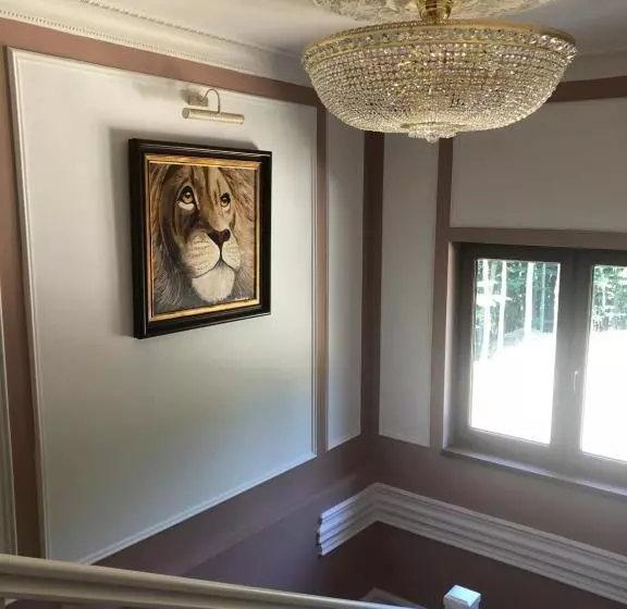 Hotelli Galeria Pezinska Baba