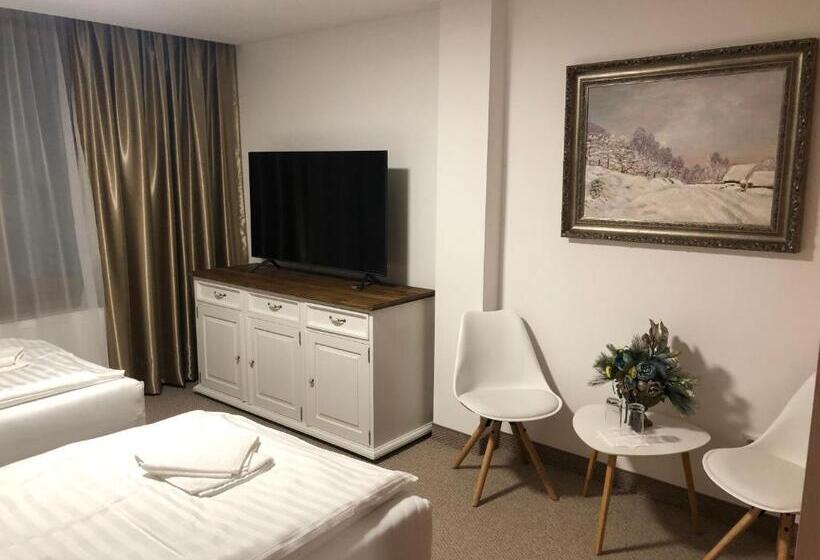 酒店 Galeria Pezinska Baba