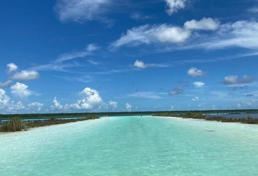 Hotelli Maison Bacalar