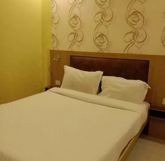 Hotel Fabexpress Magadh Glory