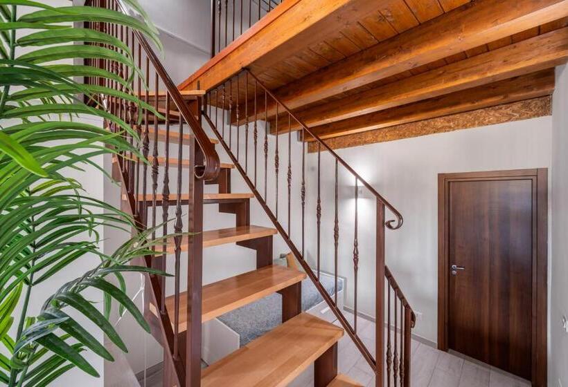 Open Sicily Homes   Near The Central Train Station