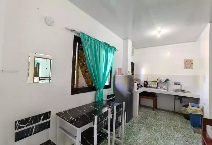 ペンション Abode21 Guesthouse