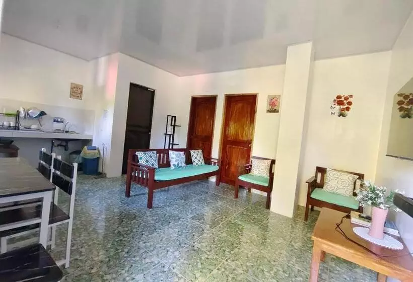 ペンション Abode21 Guesthouse