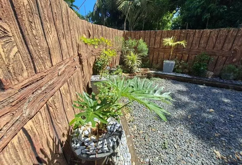 ペンション Abode21 Guesthouse