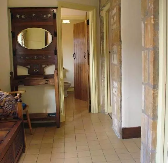 Majatalo Cotswold Charm Stable Cottage