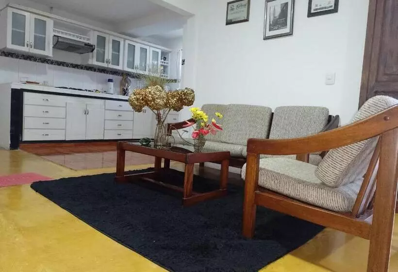 پانسیون Hostal Villa Del Sol