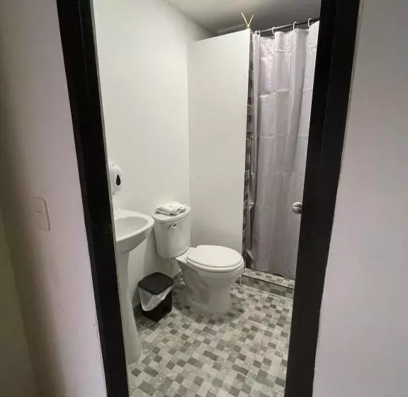 پانسیون Hostal Villa Del Sol