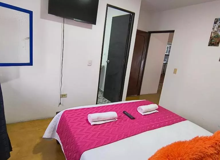 پانسیون Hostal Villa Del Sol