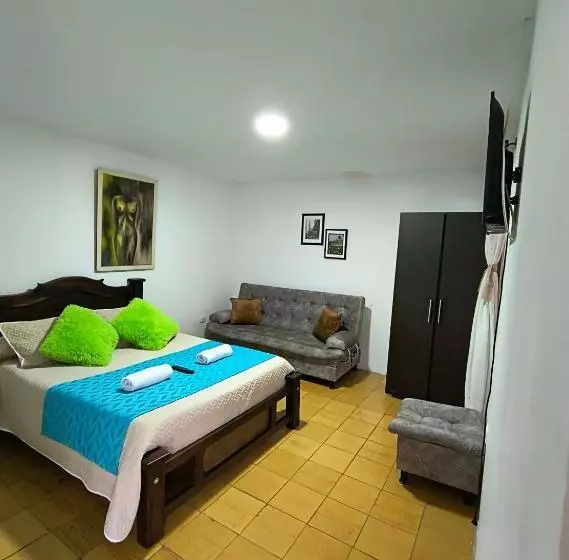 پانسیون Hostal Villa Del Sol