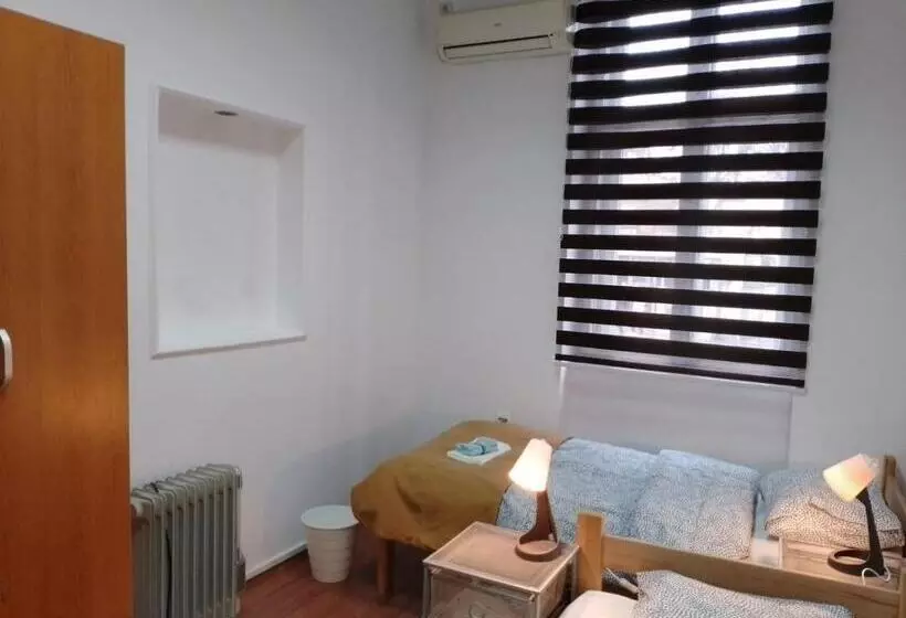 پانسیون Mili Host