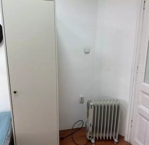 پانسیون Mili Host