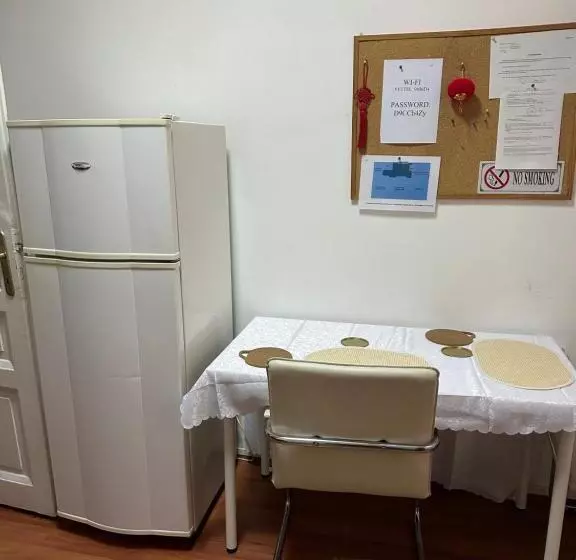 پانسیون Mili Host