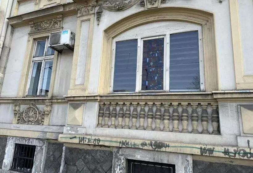 پانسیون Mili Host