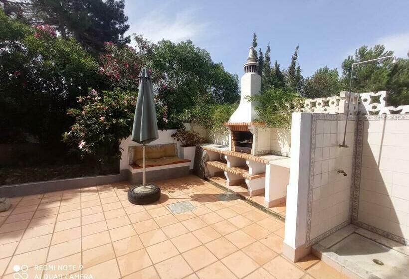 بنسيون Surf & Beach House