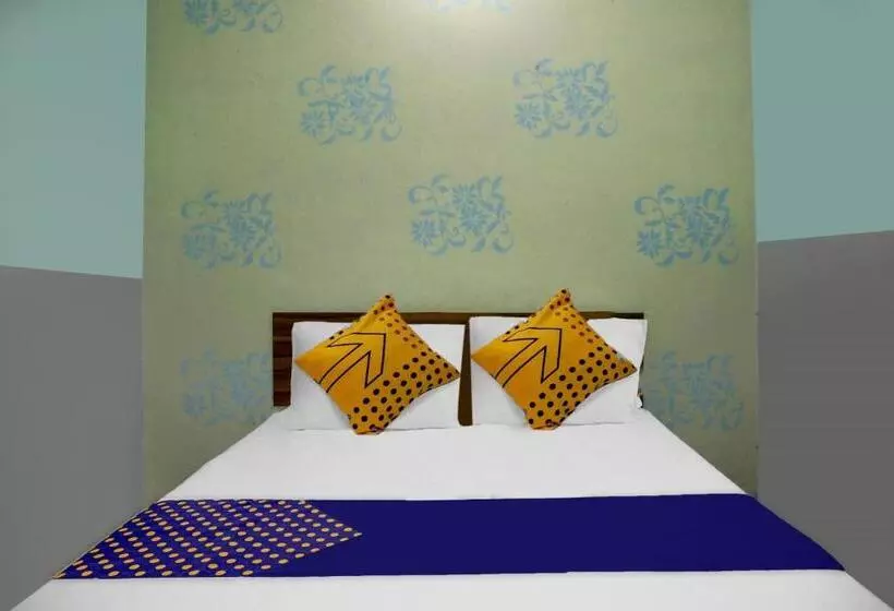 Spot On Hotel Royal Residency