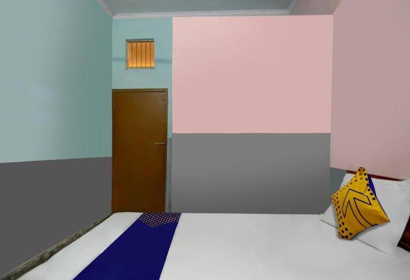 Spot On Hotel Royal Residency