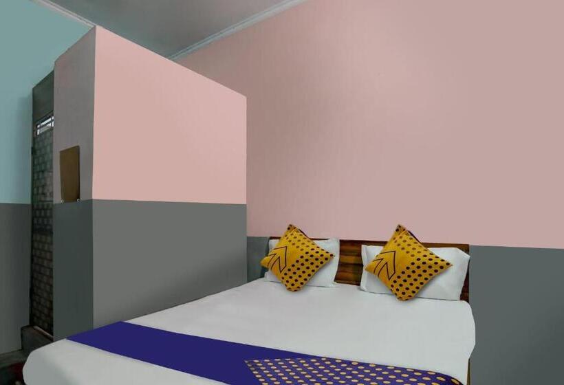 Spot On Hotel Royal Residency