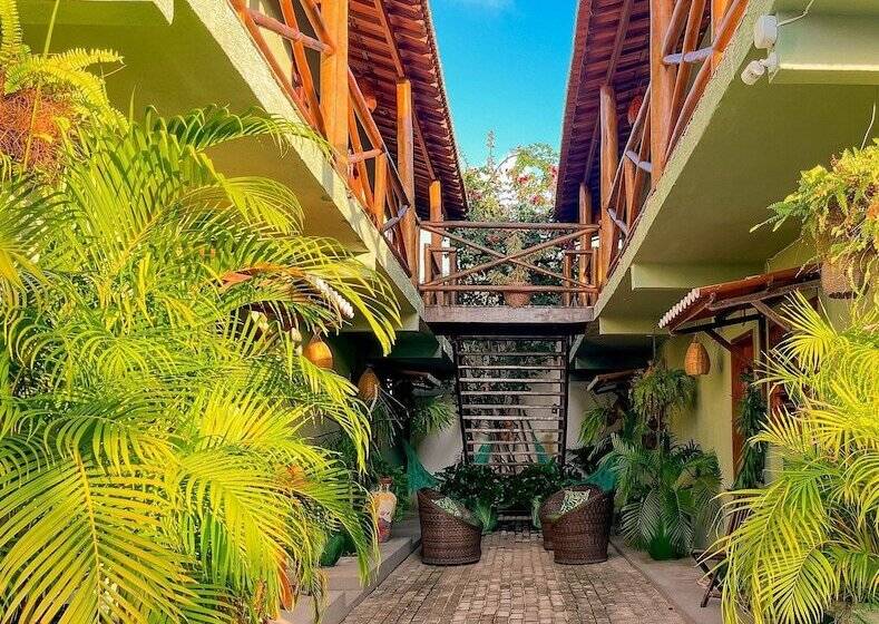 هاستل Kadoshi Pipa