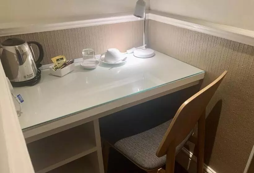 Aamiaismajoitus (B&B) 100 Banbury Road Oxford   Formerly Parklands