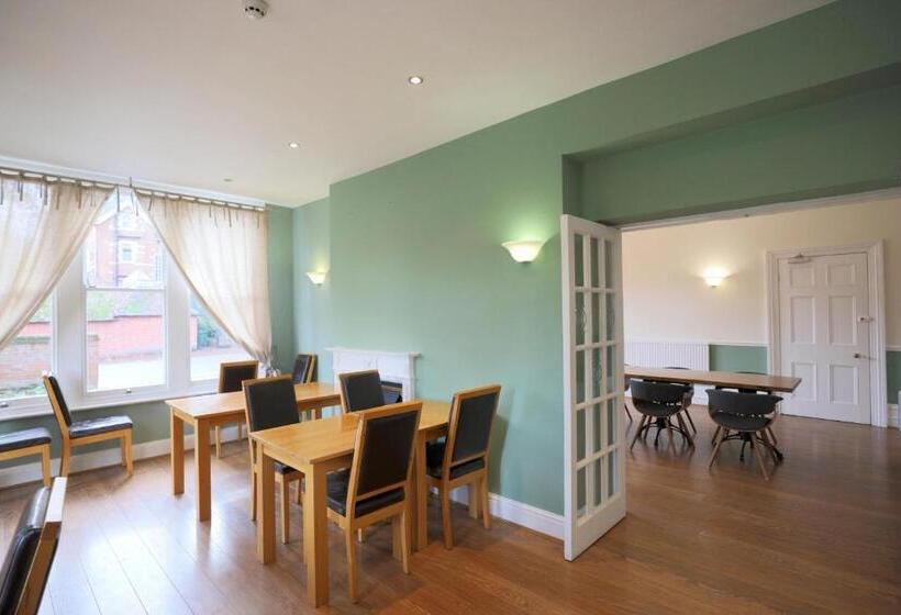 민박 100 Banbury Road Oxford   Formerly Parklands