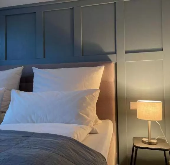 Aamiaismajoitus (B&B) Altes Rathaus